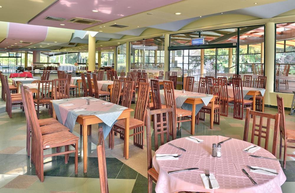 Hotel Magnolia Albena Esterno foto